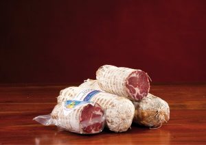 Coppa di maiale tipo nostr. Gem. a metà s/v kg. 0,8 ca.